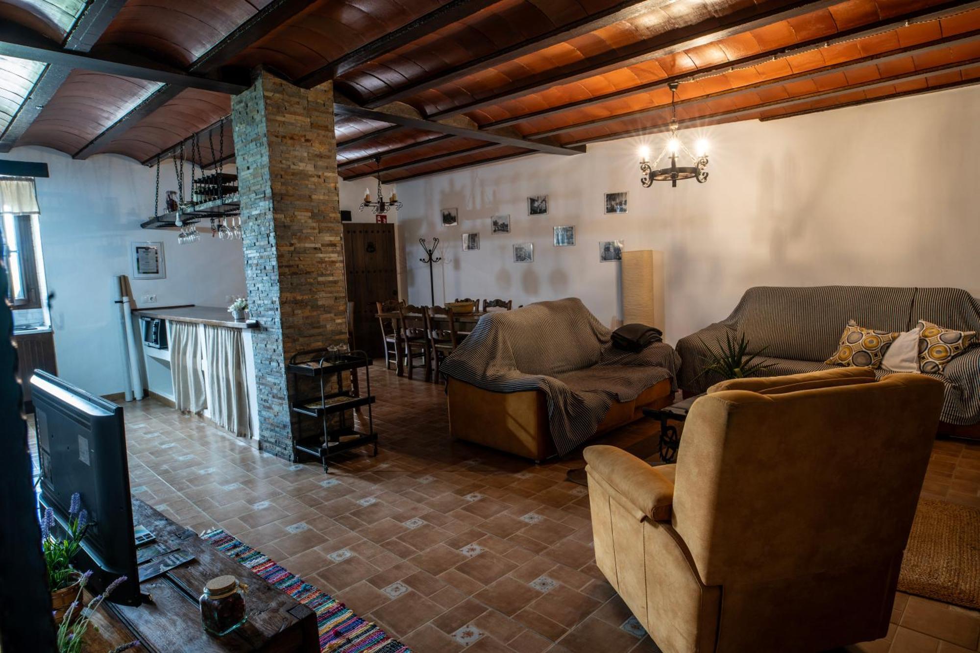 Alojamiento Turistico Loma Alta Cambil Exterior photo